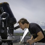 Opazovanje Marsovega mrka oziroma prehoda planeta Mars preko sončeve površine pri astronomskem krožku gimnazije Jožeta Plečnik 9.5.2016 Ljubljana Slovenija [Marsov mrk,astronomija,gimnazije,Jože Plečnik,Ljubljana,Slovenija]